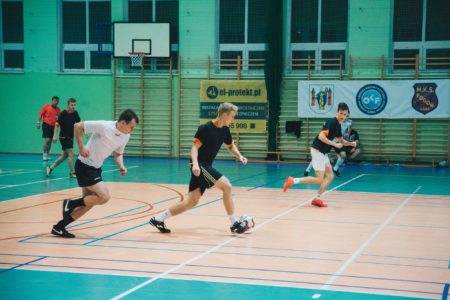 zdjęcie zawodników podczas gry