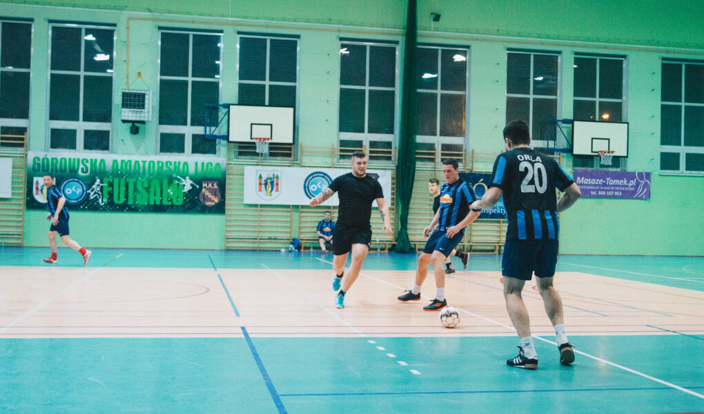 zdjęcie zawodników podczas gry