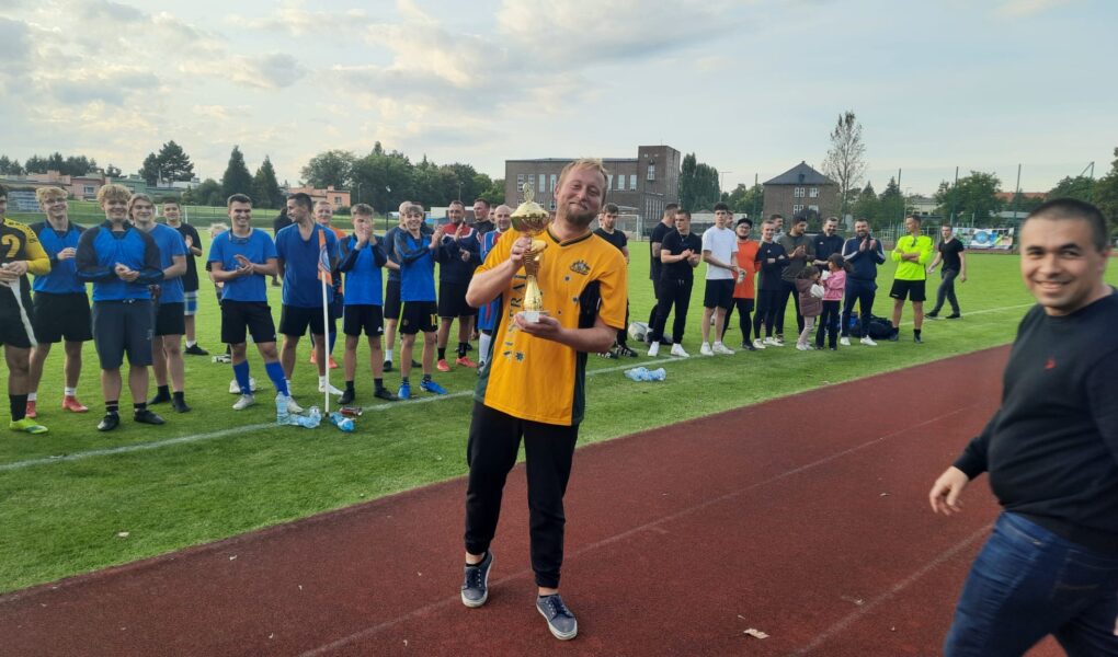 zdjęcie zawodników Turnieju "Szóstek"