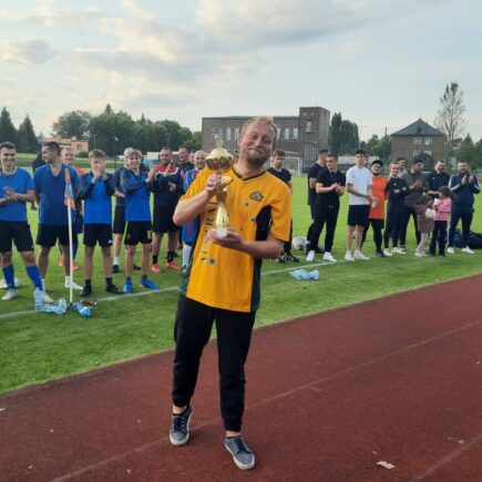 zdjęcie zawodników Turnieju "Szóstek"