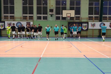 zawodnicy turnieju podczas gry