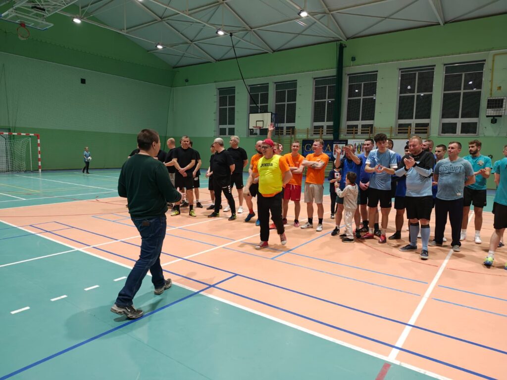 zawodnicy turnieju podczas gry